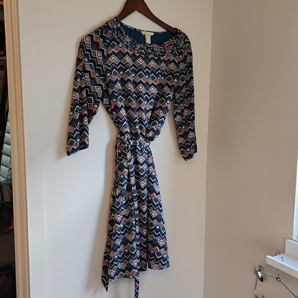 Banana Republic Tie-Waist Midi Dress – 8P – Lined Geometric Print
